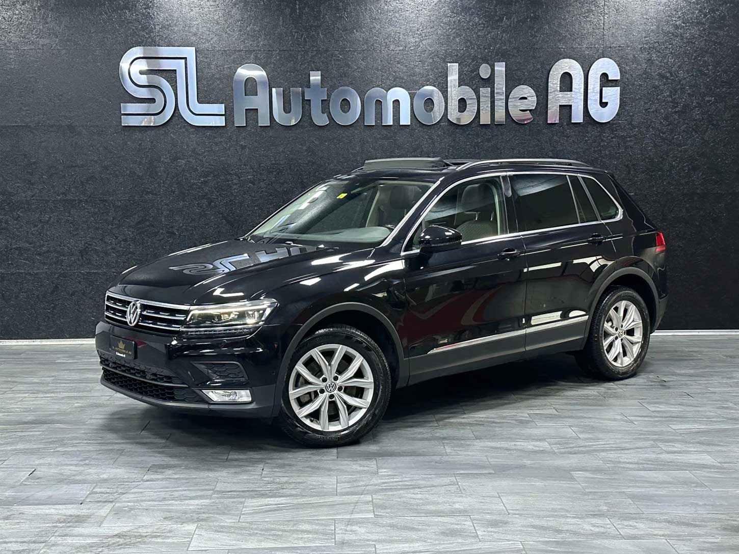 <a href="https://www.autoscout24.ch/de/d/vw-tiguan-20-tdi-scr-comfortline-4motion-dsg-11196635" style="color: white; text-decoration: none;" onmouseover="this.style.color='yellow'" onmouseout="this.style.color='white'">VW Tiguan 2.0 TDI SCR Comfort line 4Motion DSG</a>